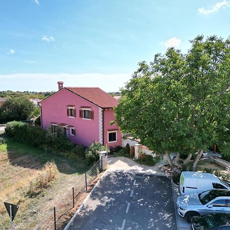 Magic Holiday Apartment Bale Zewnętrze zdjęcie